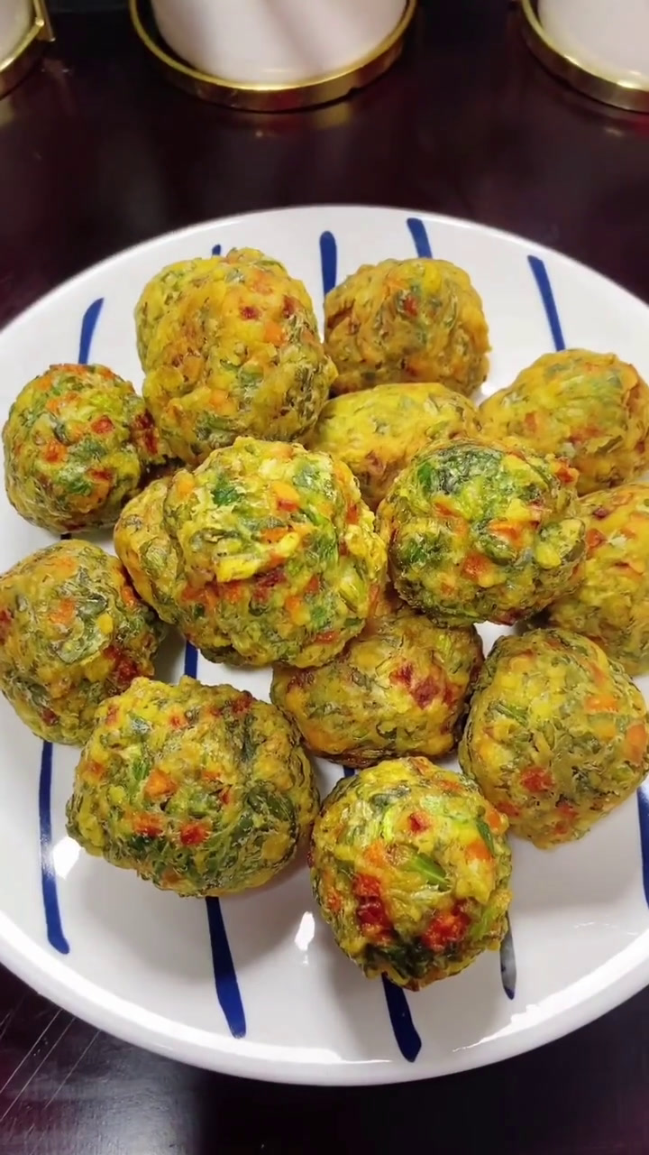 油炸茼蒿丸子的做法