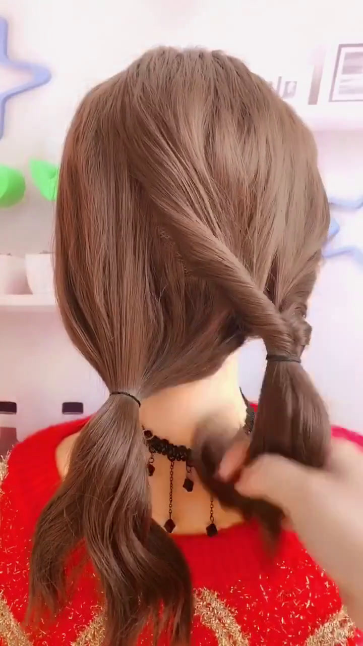 女学生盘头发怎样好看