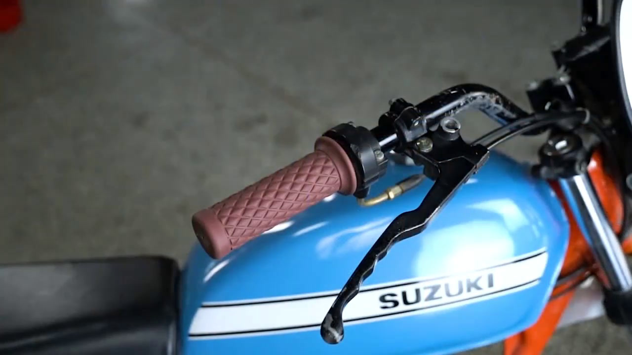 电动车的加速把手怎么拆下来?