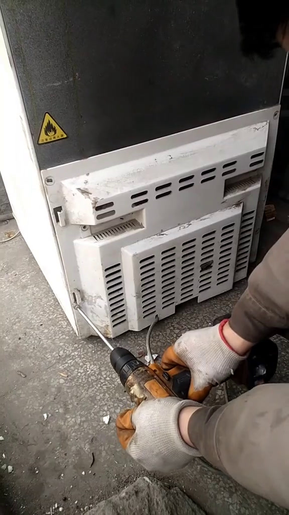 冰箱压缩机异响怎么办?