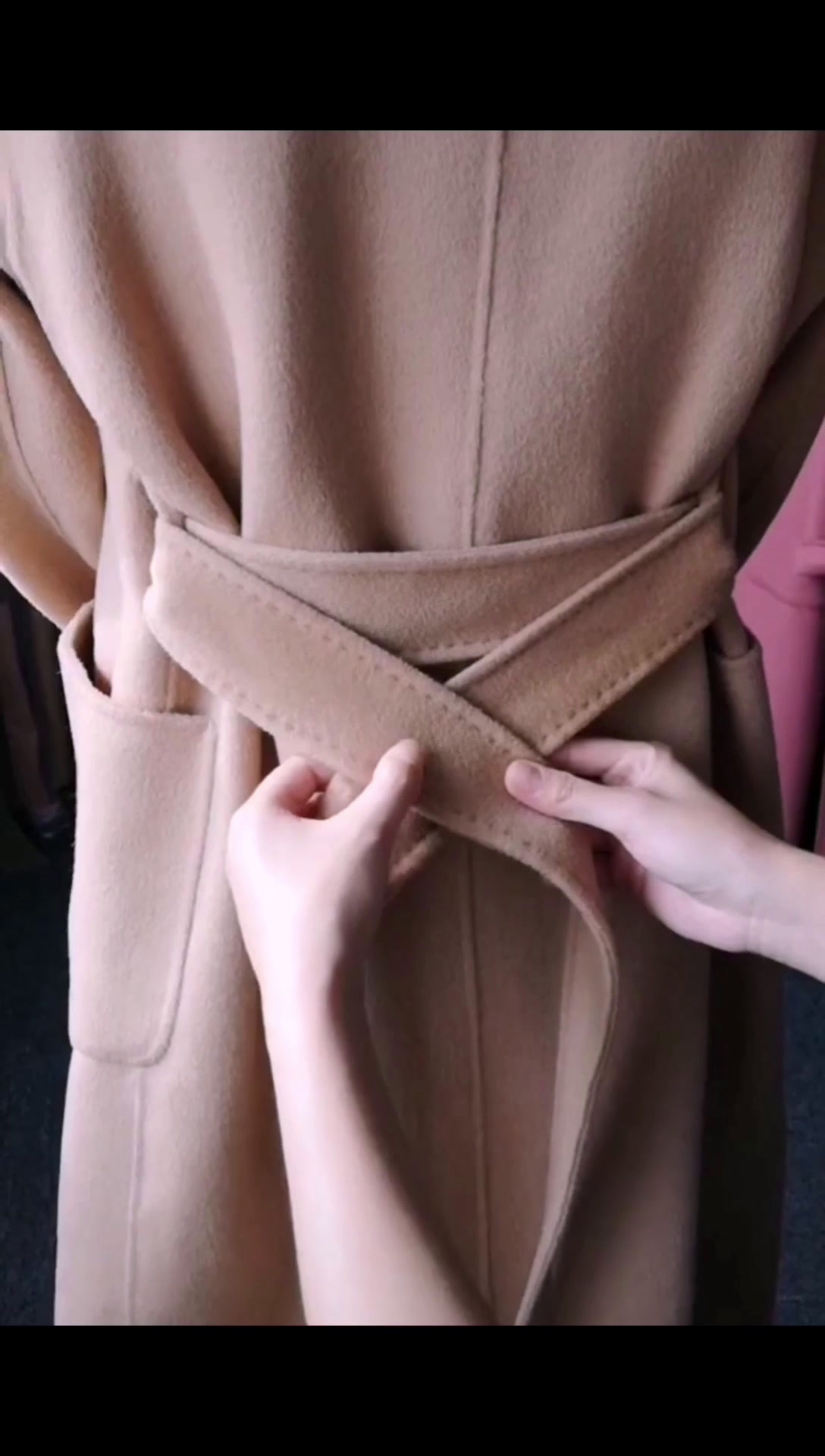 如何打大衣蝴蝶结图解