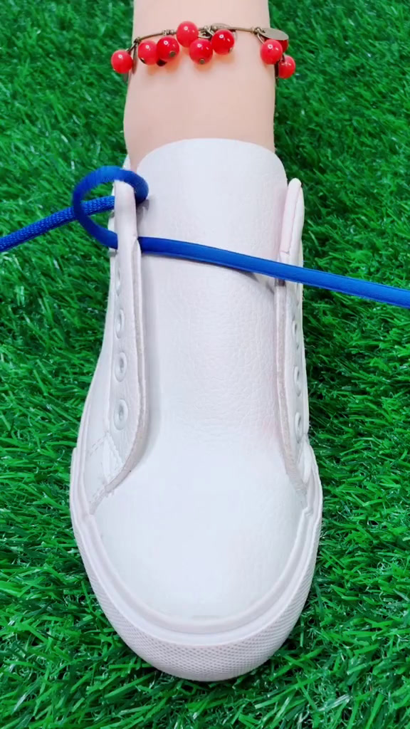 6孔鞋带有什么系法,新颖点的.