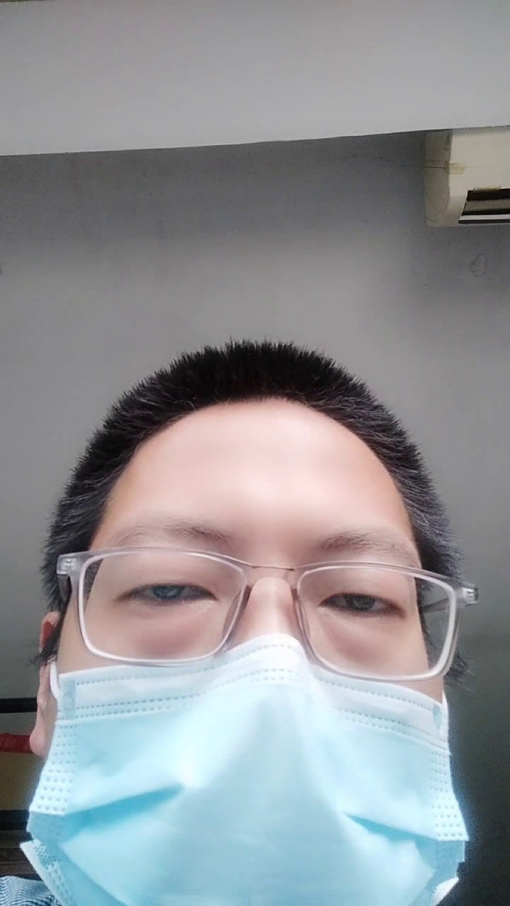 为什么感觉未成年人网恋奔现的可能性大?而成年人网恋却风险大?