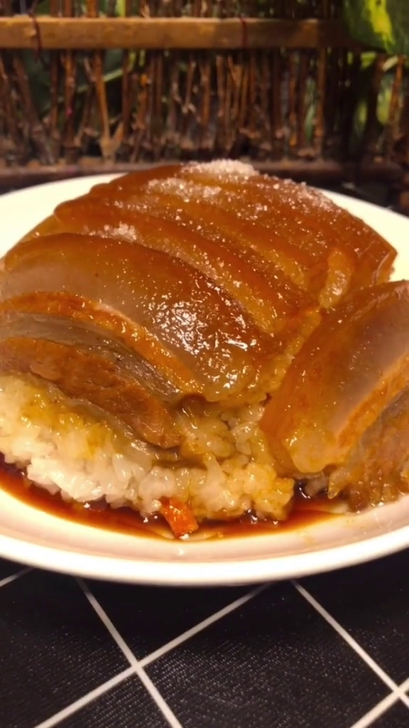 甜烧白是怎样做的 甜烧白正宗做法