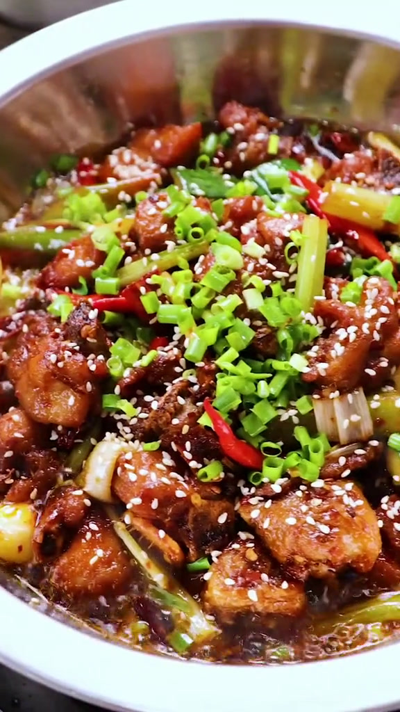 爆香干锅鸡家常做法,正宗爆香干锅鸡怎么做