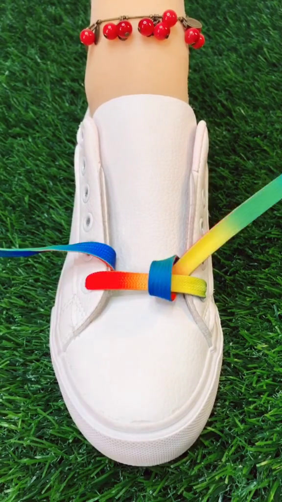 网鞋鞋带怎么穿好看,那种鞋带有几种穿法?