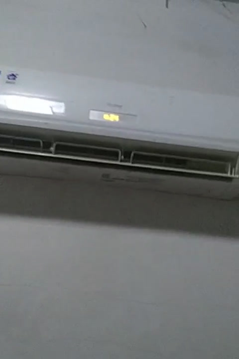 我家空调开了一个星期这种效果非常好就是没看见漏水想知道是什么原因