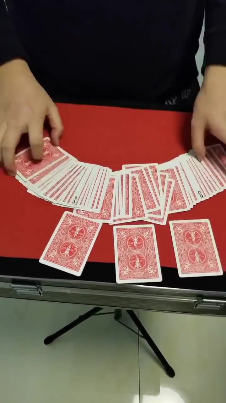 扑克牌中鬼牌代表什么?